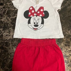 Baby t-shirt and shorts🌸